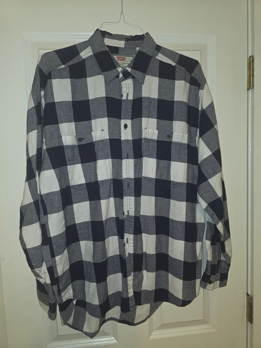 NLevi's Men's Navy and White Buffalo Check Flannel Shirt